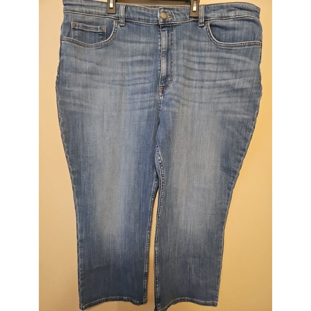 Lee Heritage Women's Relaxed Fit Straight Leg High Rise Jeans Size 22